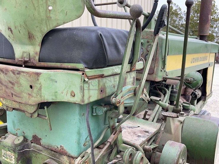 john-deere-620-image-29