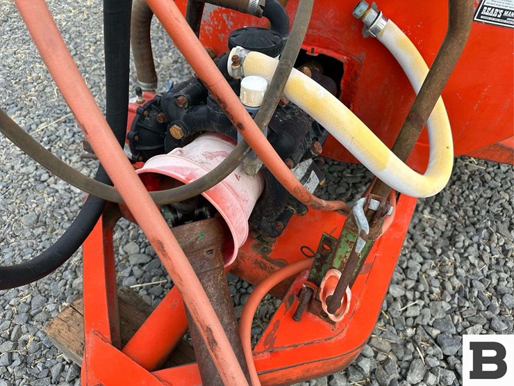 rears-300-gallon-orchard-sprayer-image-17