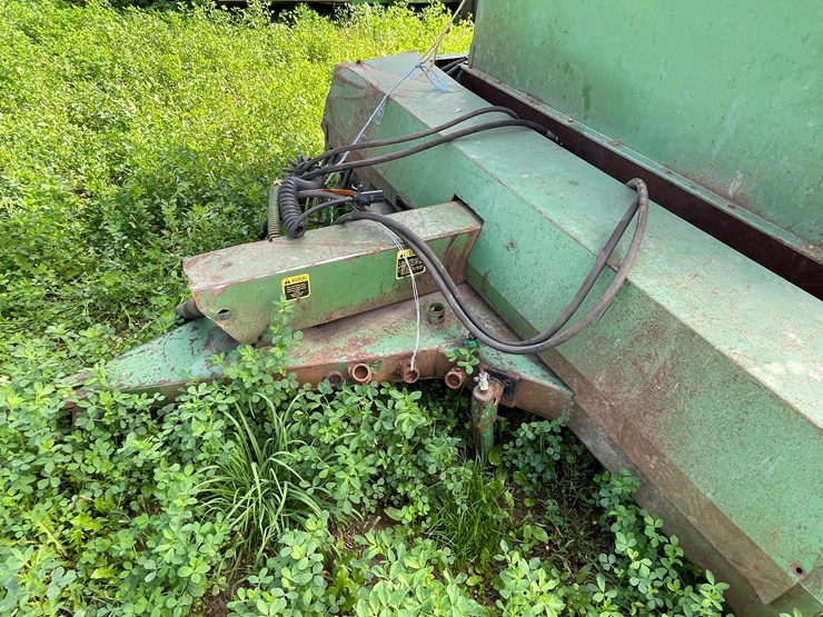 john-deere-200-image-16