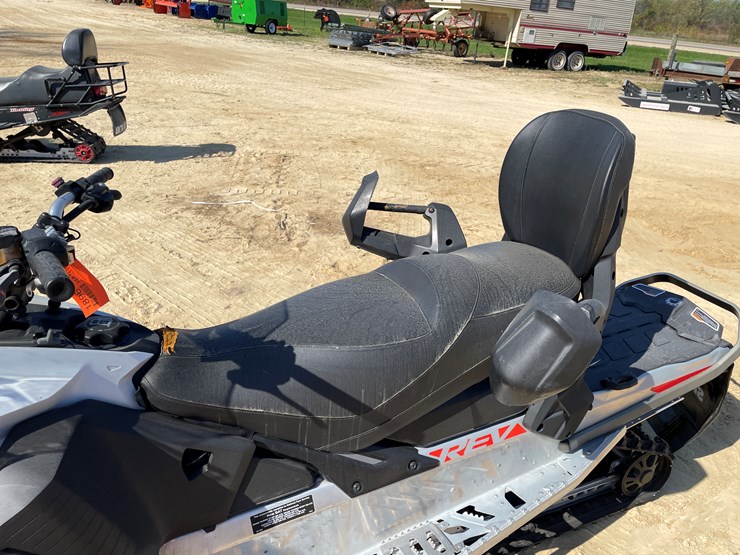#1896-•-2020-ski-doo-grand-touring-600-snowmobile-(sells-with-bill-of-sale-only)-image-38