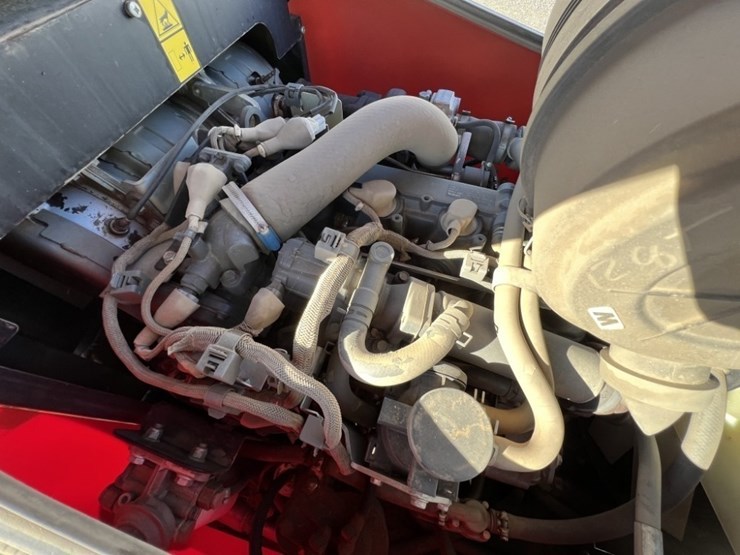 jacobsen-hr800-4wd-rotary-mower-image-16