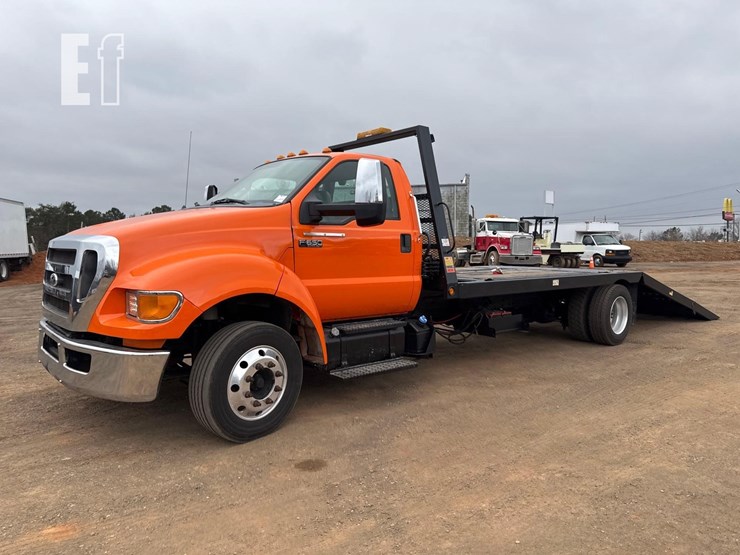 2012-ford-f650-sd-image-2