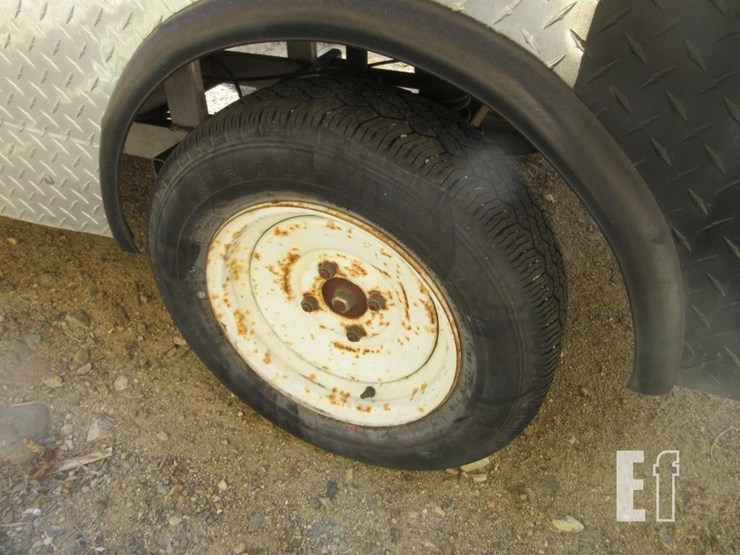 2002-utility-flatbed-image-9
