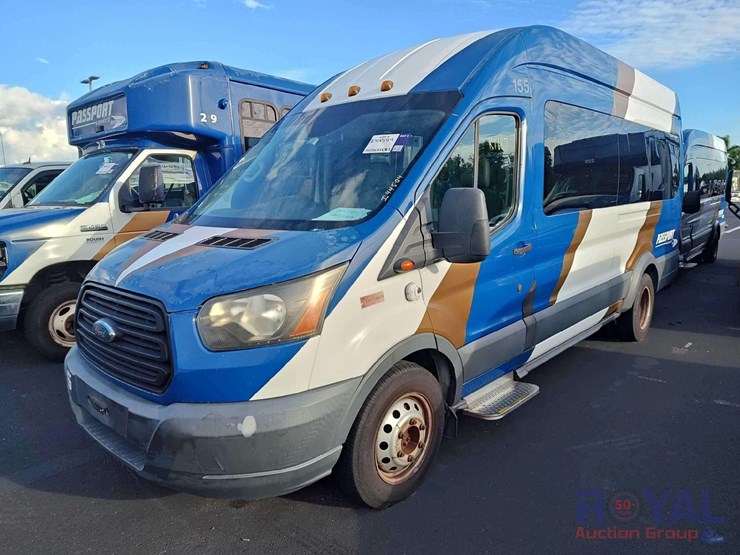 2017-ford-transit-image-1