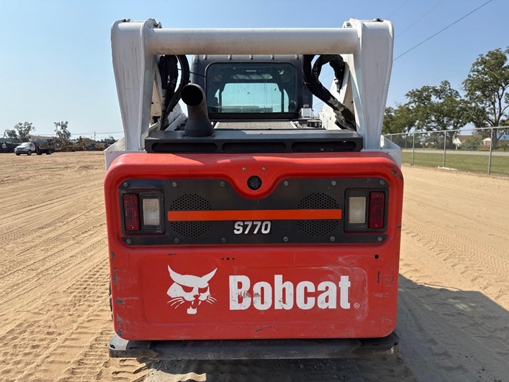 2019-bobcat-s770-image-7
