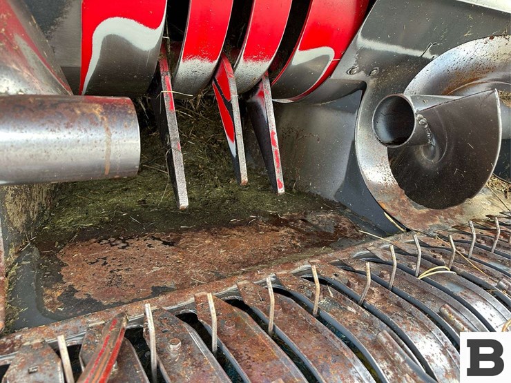 2016-massey-ferguson-1842-image-13