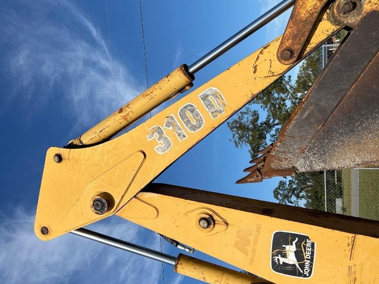 john-deere-310d-image-32