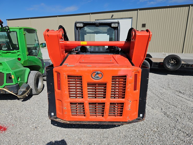 2022-kubota-svl97-2-image-17