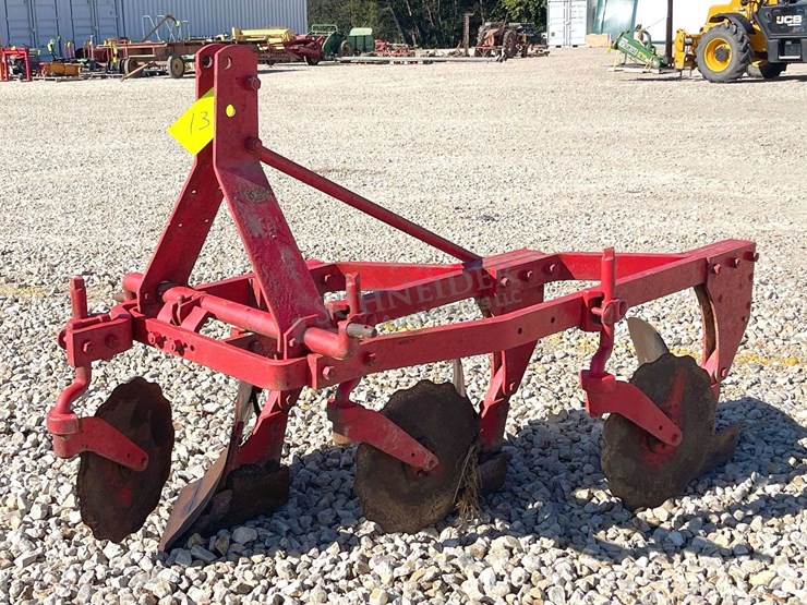 3-14"-3-pt.-plow-w/-coulters-image-7