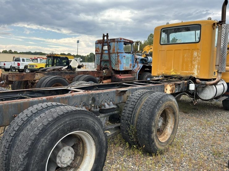#1960-•-1982-8-wheel-gmc-truck-image-6