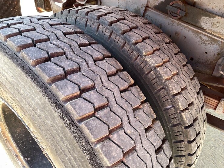 ford-f800-image-84