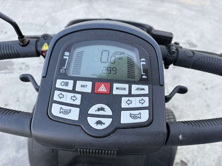 2021-pride-wrangler-model-mv600-outdoor-mobility-scooter,-adjustable-speed-limit,-up-to-9-mph,-adjus-image-16