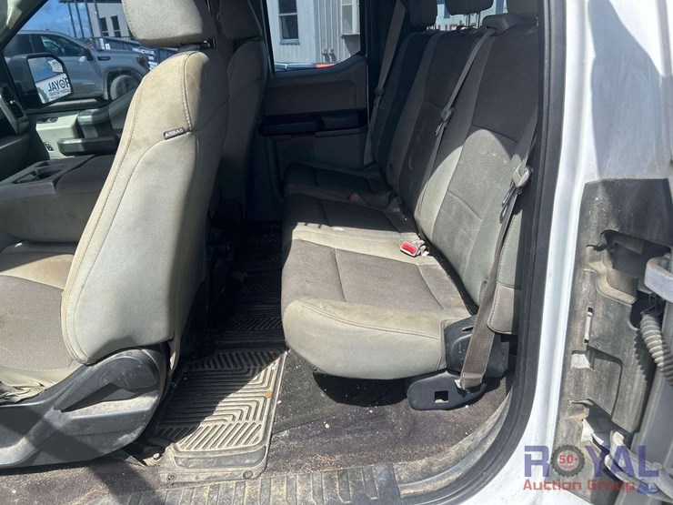 2017-ford-f150-image-17