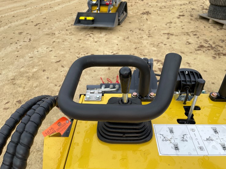 #214-•-new-landhonor-ride-on-skid-steer-loader-image-31