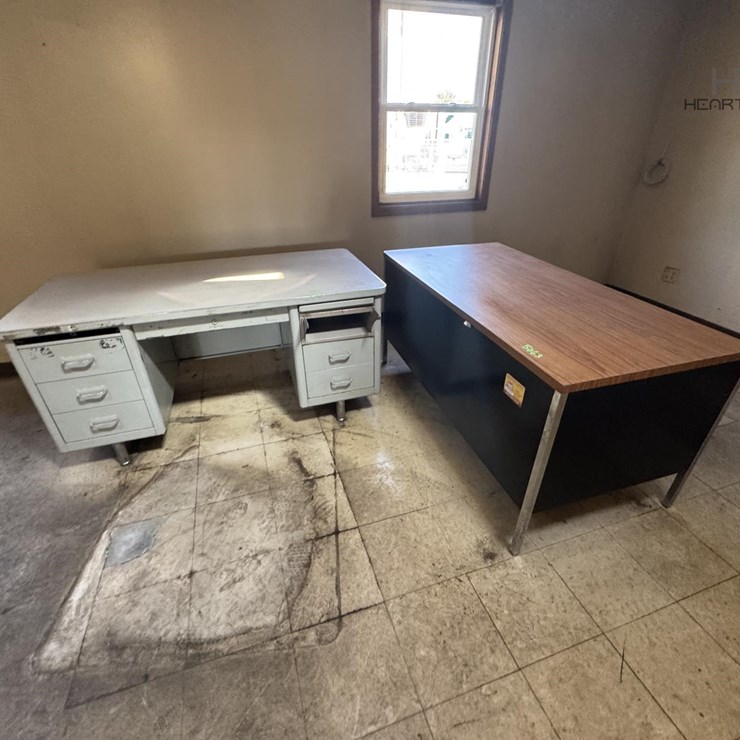 LOT OF (2) DESKS LOT OF (2) DESKS