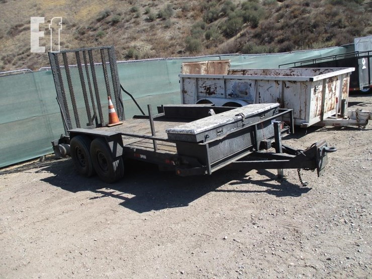 2000-utility-flatbed-image-1