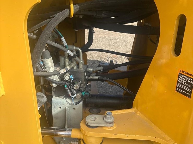 2017-deere-624kii-image-20