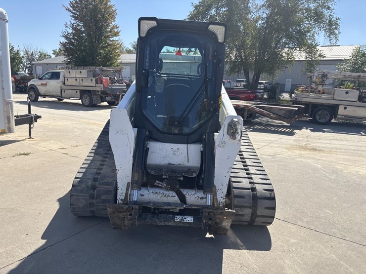 2022-bobcat-t870-image-6