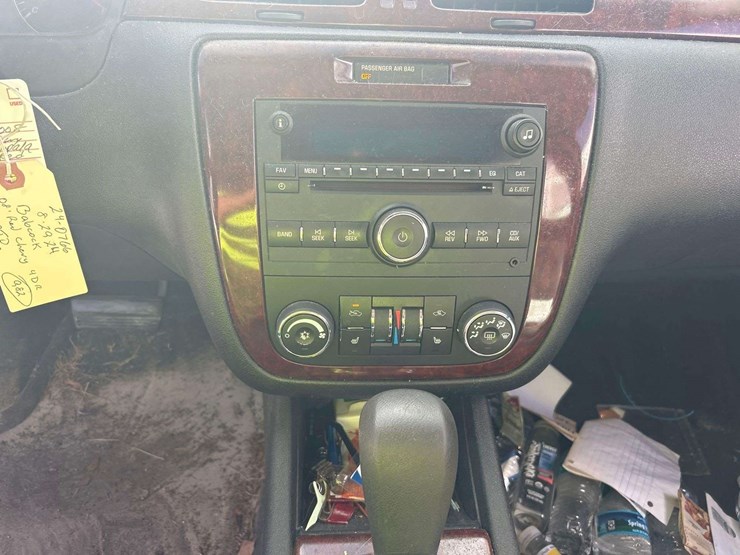2008-chevrolet-impala-lt-sedan-image-16