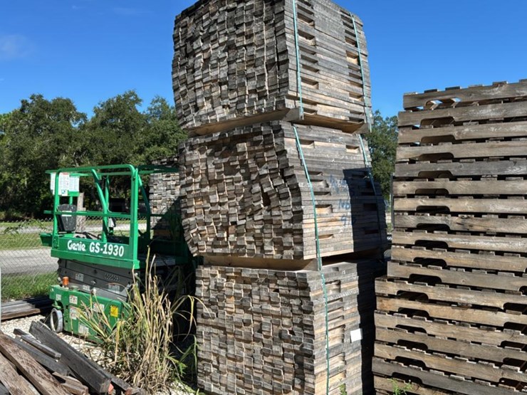 #115-•-cut-pallet-lumber-image-2
