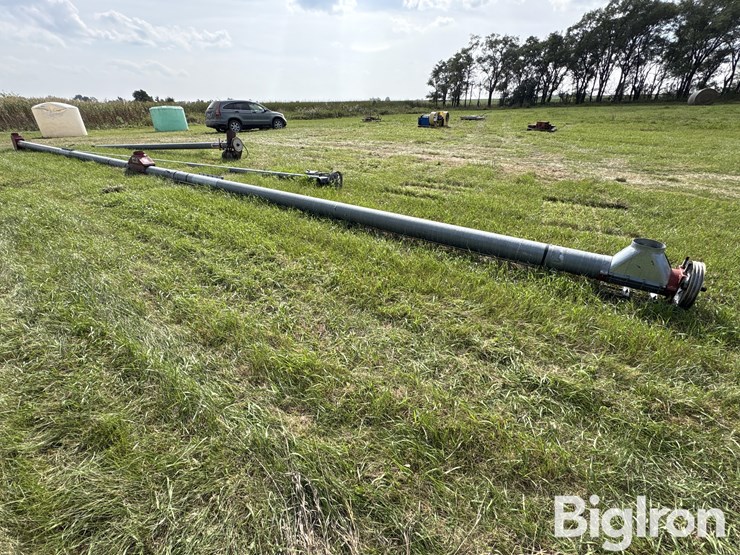 hutchinson-utility-grain-augers-image-8
