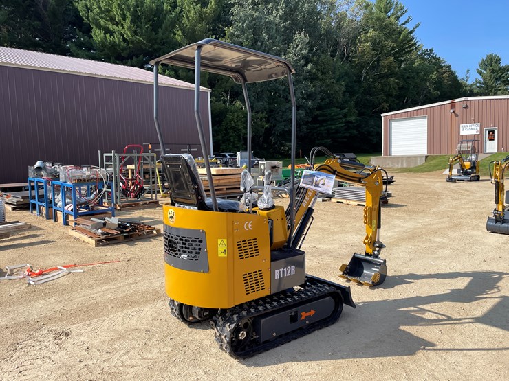 #207-•-new-rt12r-mini-excavator-image-5