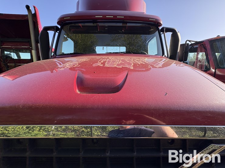 2015-volvo-vnm42t-truck-tractor-image-19