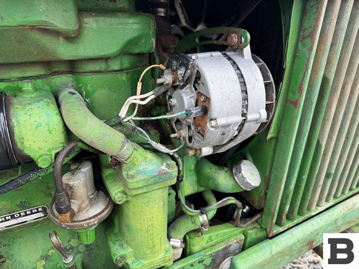 1976-john-deere-2640-image-55