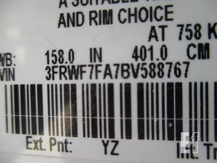 2011-ford-f750-xl-image-20