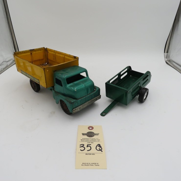 Structo Hydraulic dump Truck Toy