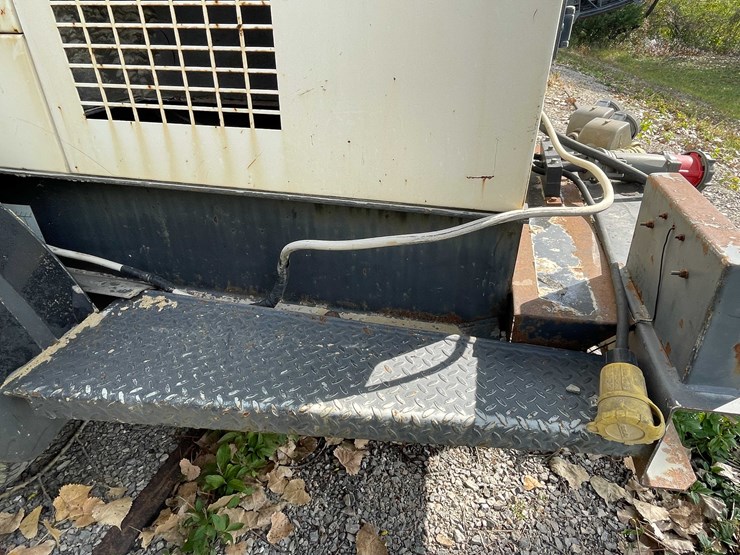 caterpillar-xq125-image-32