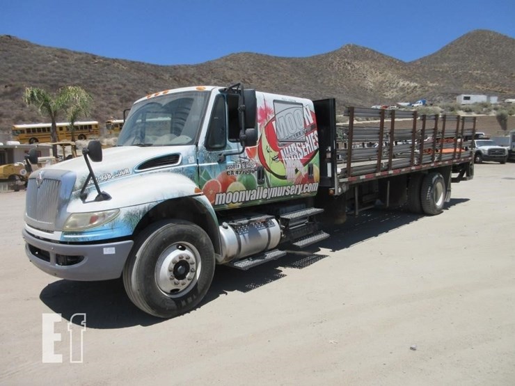 2014-international-durastar-4300-image-1