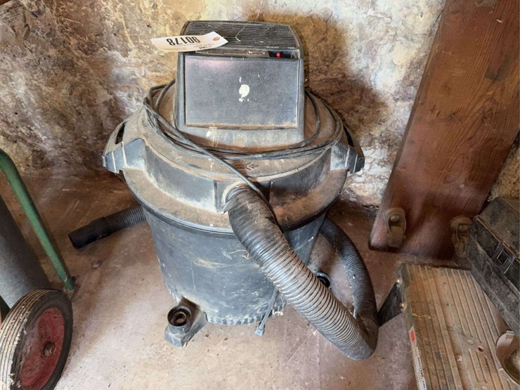 corded-shop-vac-image-1