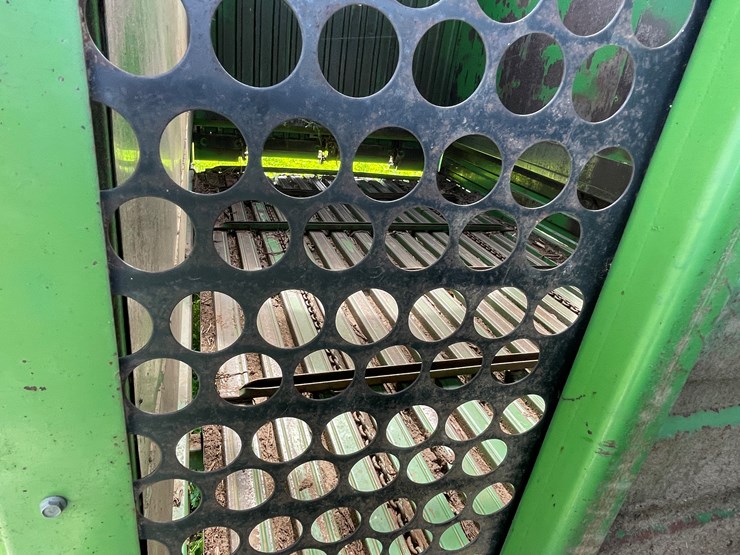 john-deere-200-image-19