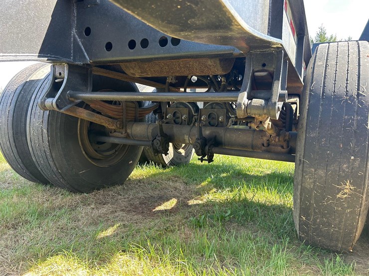 2002-pitts-logging-trailer-image-6