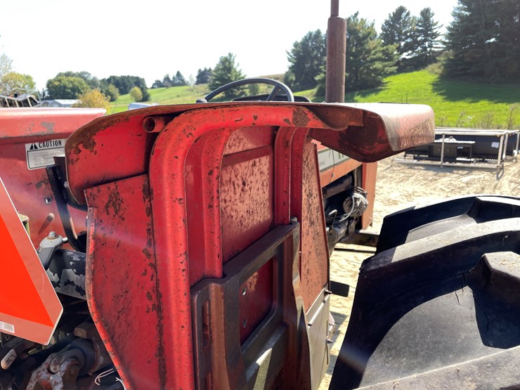 #1890-•-massy-ferguson-255-tractor-image-41