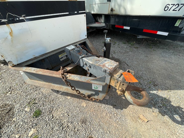 caterpillar-xq125-image-10