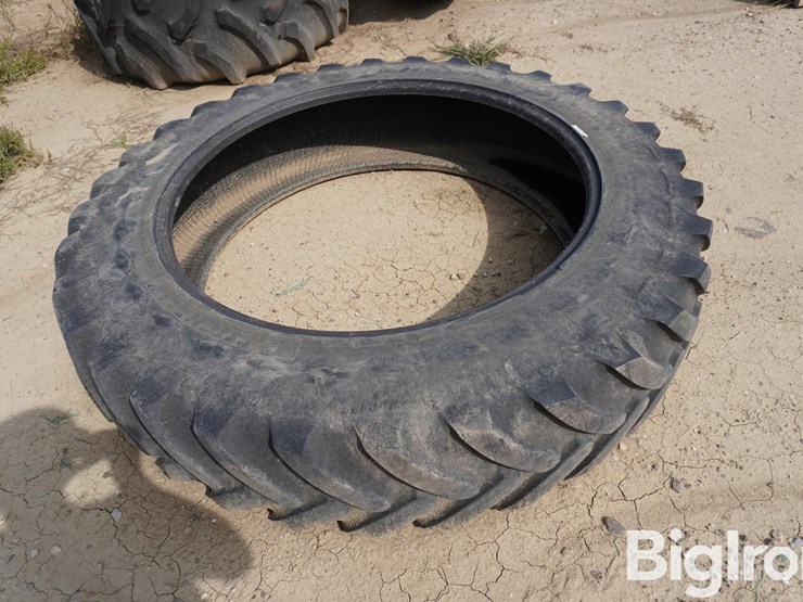 380/90r46-tire-image-3