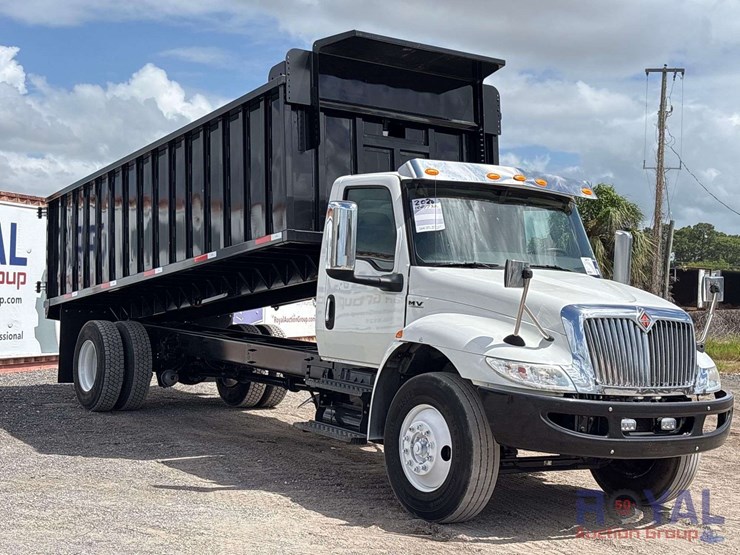 2020-international-mv607-dump-truck-image-2