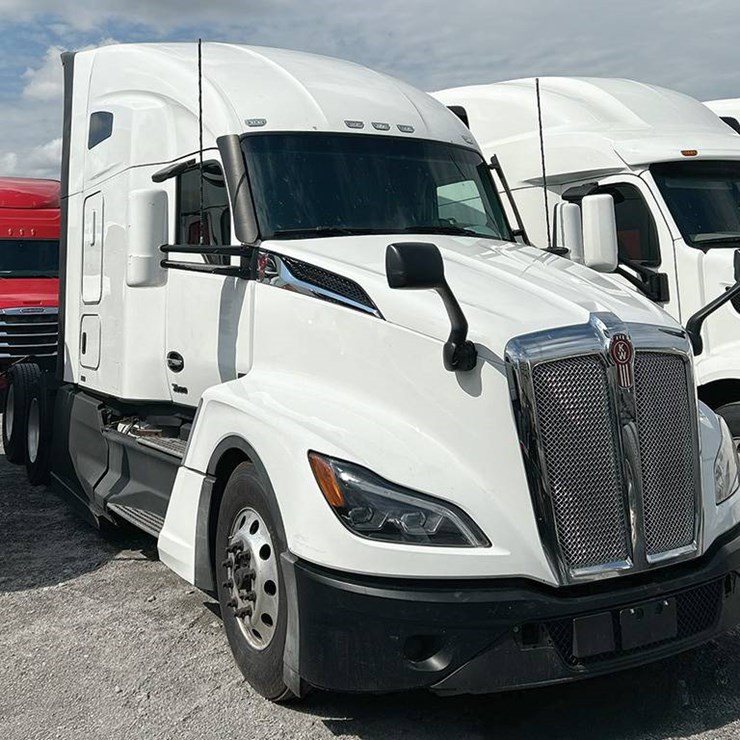 2022 KENWORTH T680