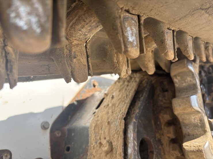 2019-bobcat-t650-image-24