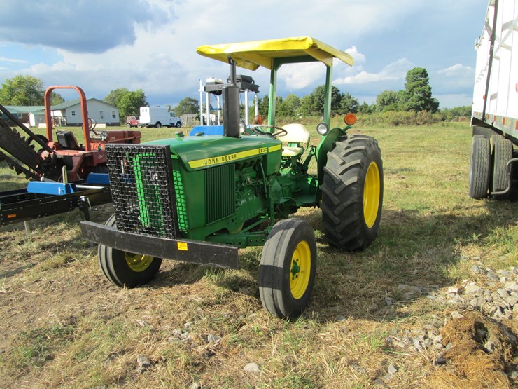 1975-john-deere-2630-image-1