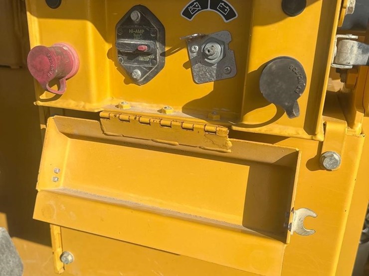 2017-deere-624kii-image-19