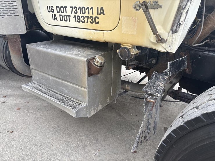 mack-rd688s-image-19