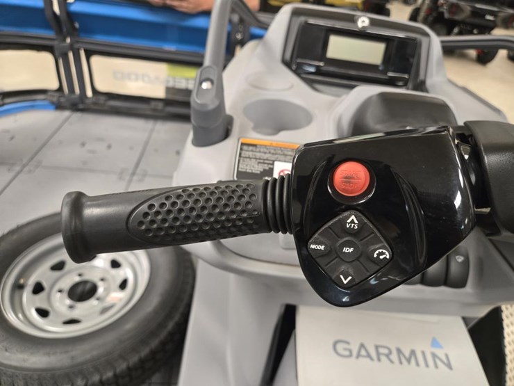 #1787-•-sea-doo-switch-boat-image-29