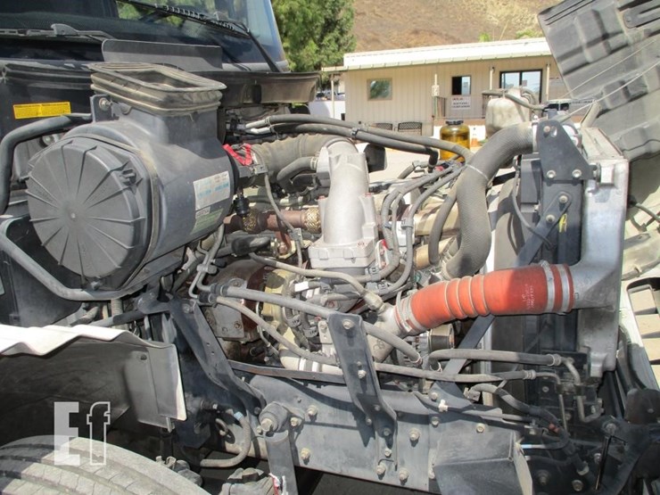 hino-338-image-6