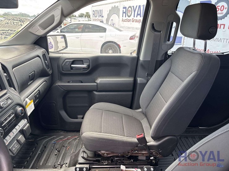 2022-chevrolet-silverado-1500-image-19