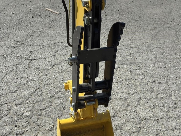 2024-dig-master-dm100-excavator-image-10