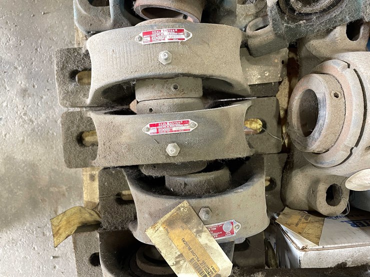 #8621-•-pallet-of-various-bearings-(aps)-image-3