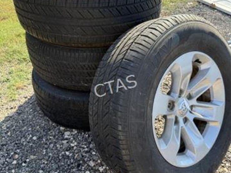 #135-•-(4)-6-lug-ram-rims-&-tires---275/65r18-image-1